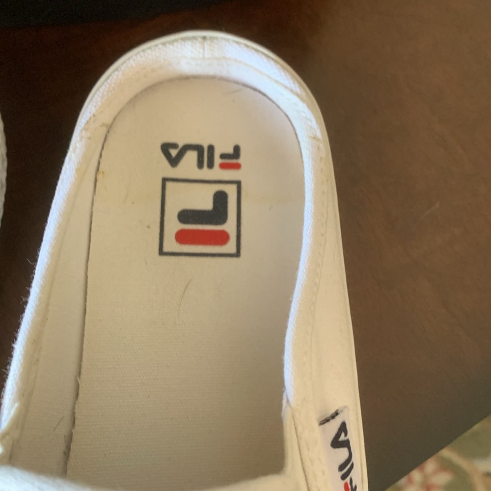 Fila slip ons - Picture 6 of 8
